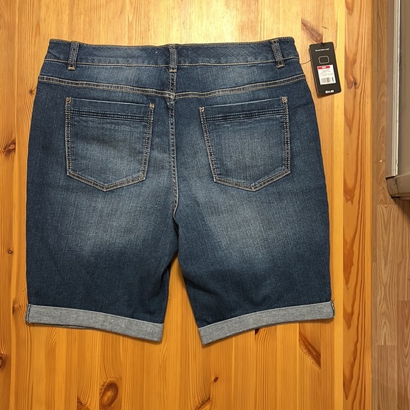 Pure Energy Denim 18W Short medium dark wash - Picture 3 of 8